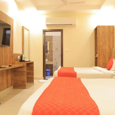 Hampton Hotel - 200 Mt From Golden Temple Amritsar Exteriér fotografie